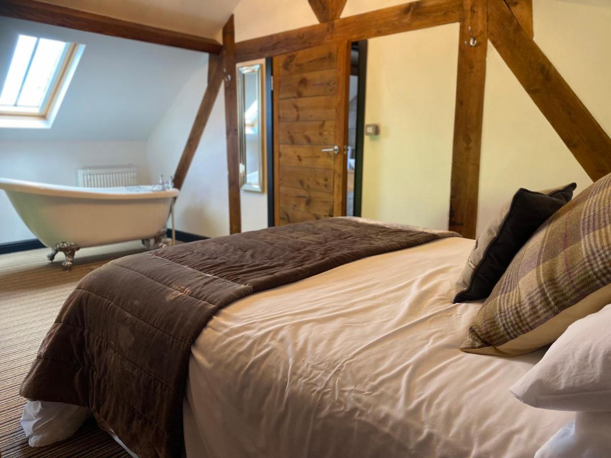 Blundeston Betsey Trotwood. Historic Stylish 2-Bed Cottage. מראה חיצוני תמונה