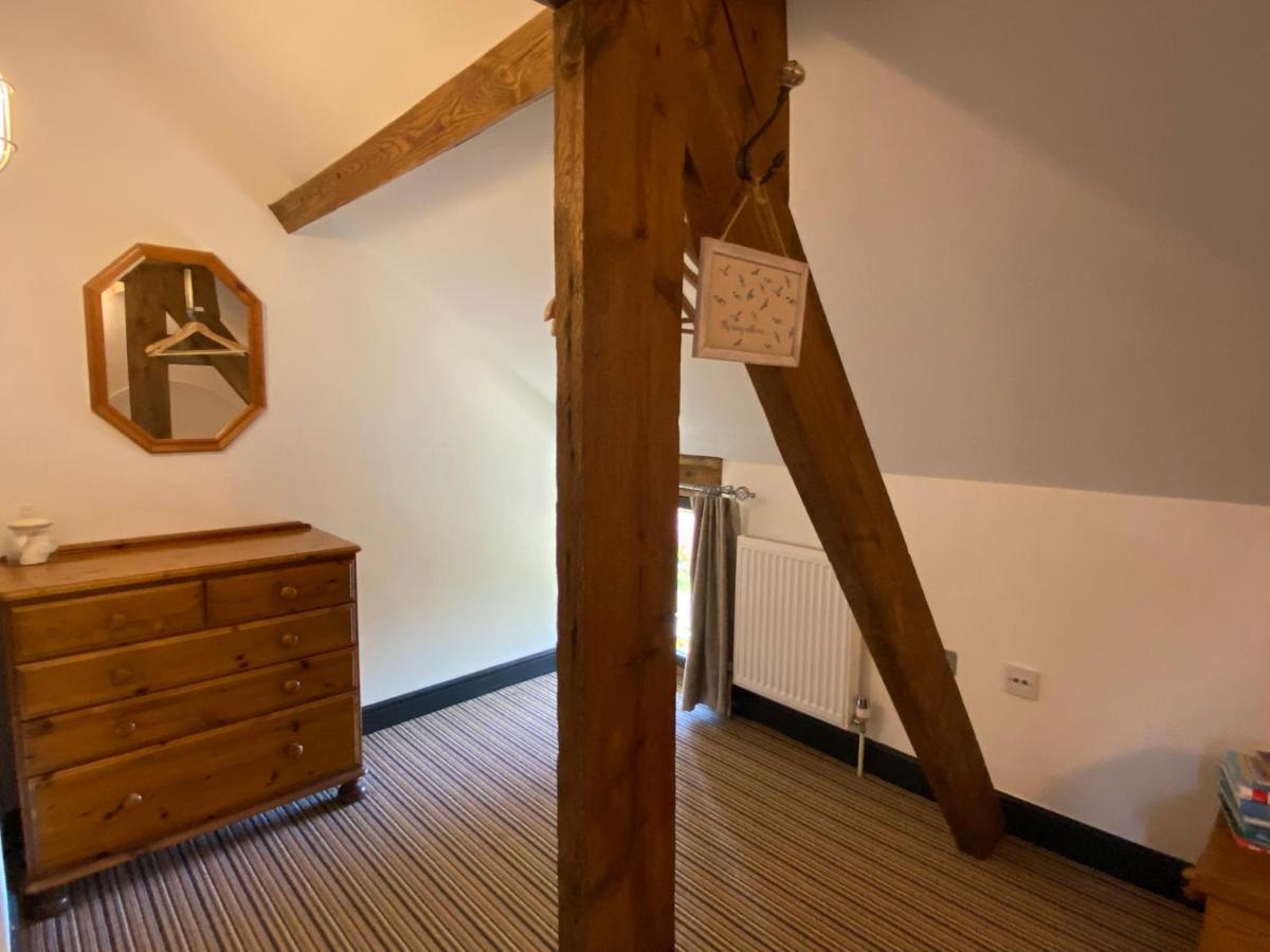 Blundeston Betsey Trotwood. Historic Stylish 2-Bed Cottage. מראה חיצוני תמונה
