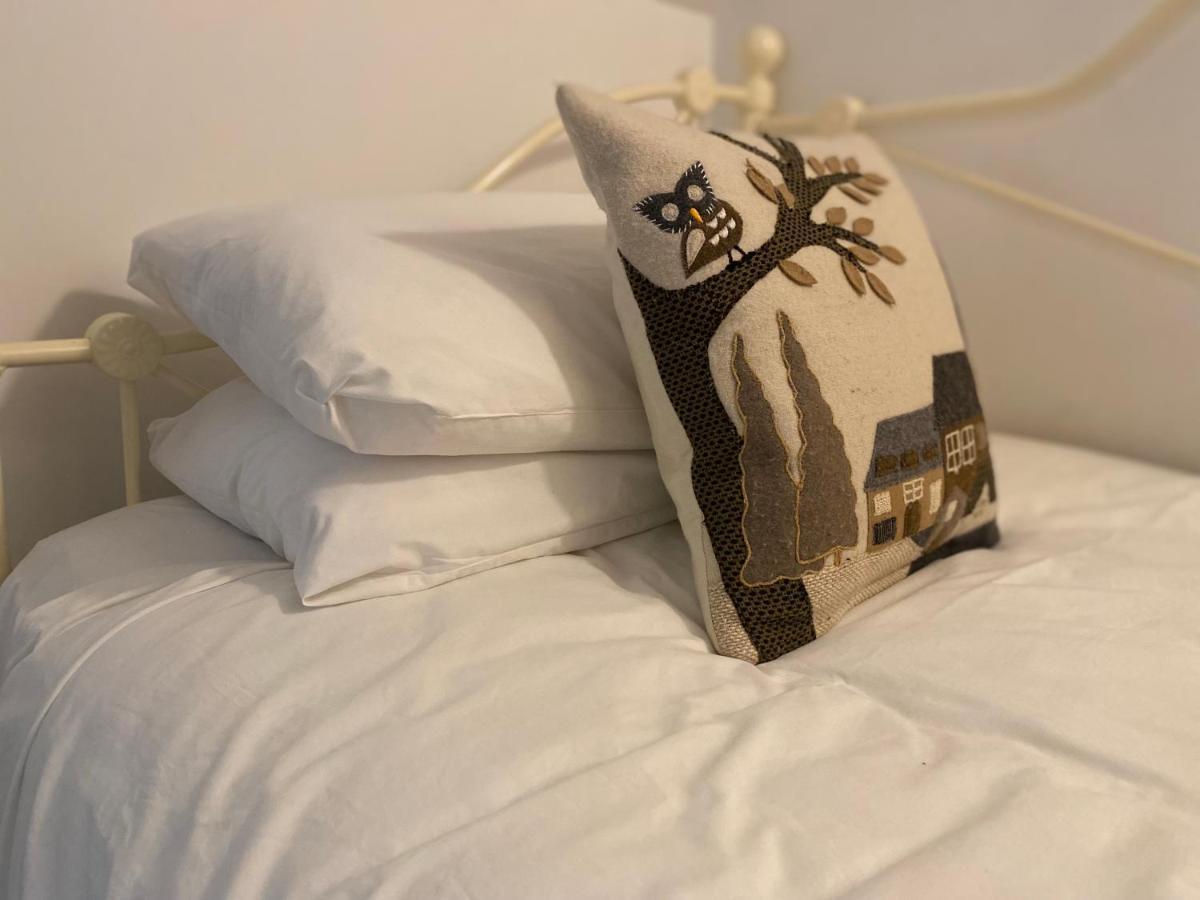 Blundeston Betsey Trotwood. Historic Stylish 2-Bed Cottage. מראה חיצוני תמונה